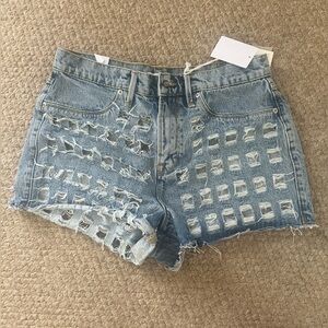 NWT Good American Jean shorts size 6
